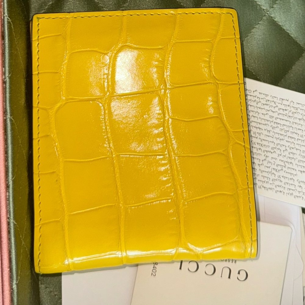 BI-FOLD CROCODILE WALLET